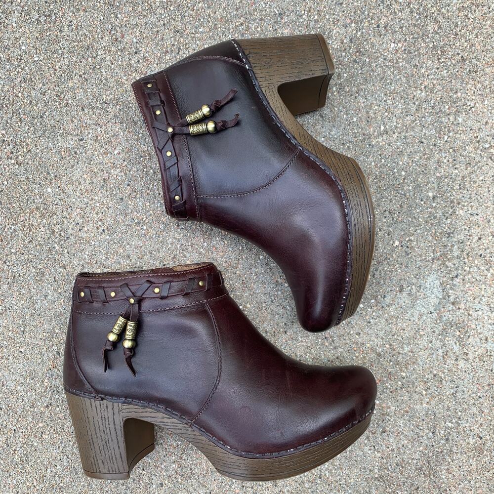 DANSKO Dabney Full Grain Leather Tassel Ankle Boots Womens Size US 7 EU 37 Brown
